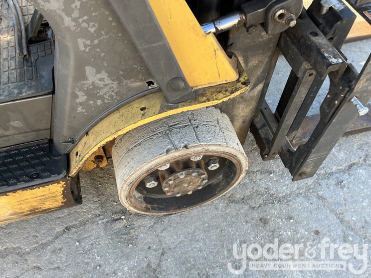 2015-caterpillar-2c6000-image-28