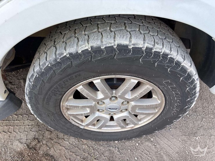 2012-ford-expedition-image-22