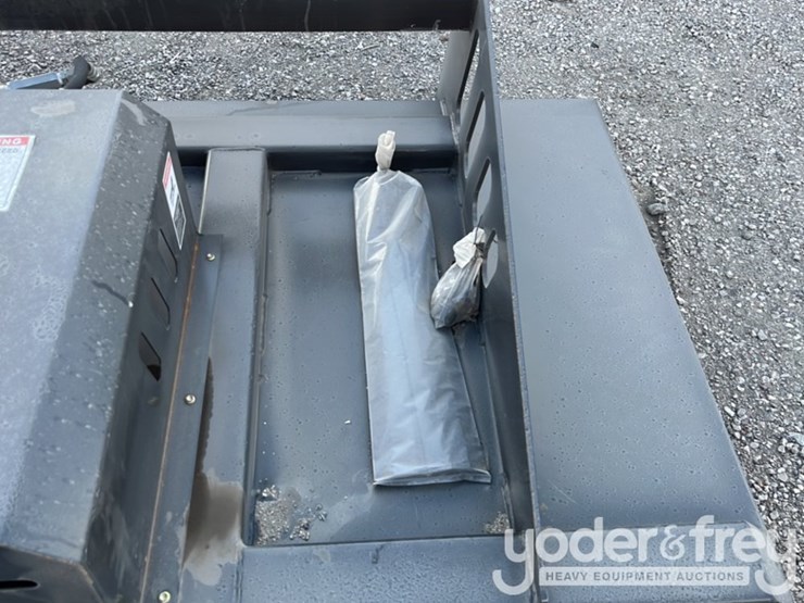 unused-jct-hd-brush-cutter-to-skidsteer-c/w-stump-jumper,-extra-blade-image-5