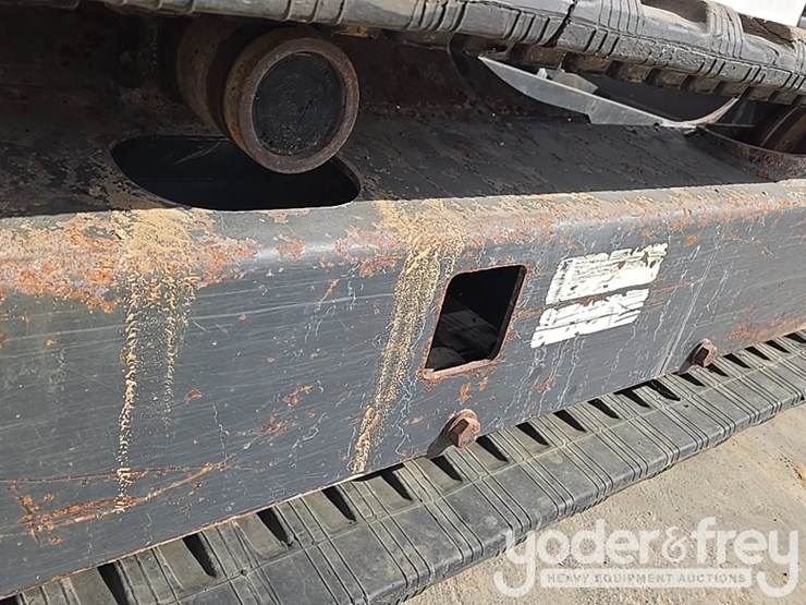 2019-deere-26g-image-20