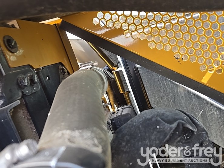 2021-caterpillar-306-cr-image-52