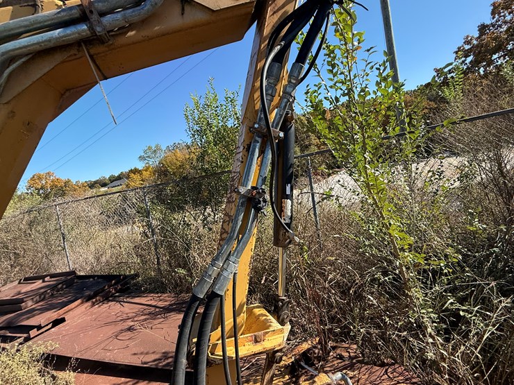 john-deere-6330-image-24