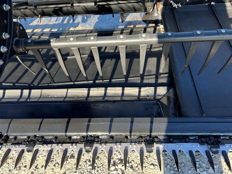 2019-mac-don-fd140-image-34