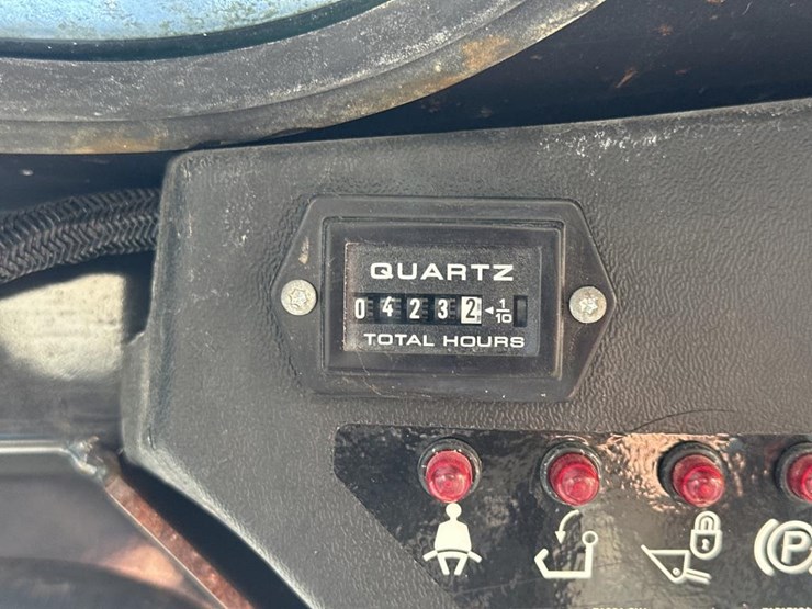 2015-bobcat-s70-image-29