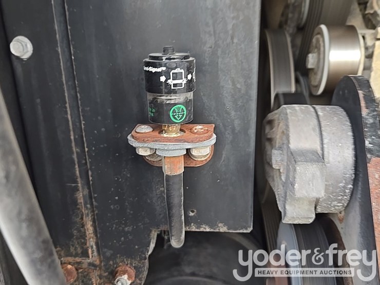 2015-jlg-600aj-image-88