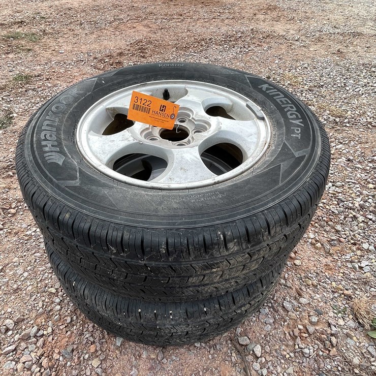 #3122 • (2) Aluminum Wheels and Tires