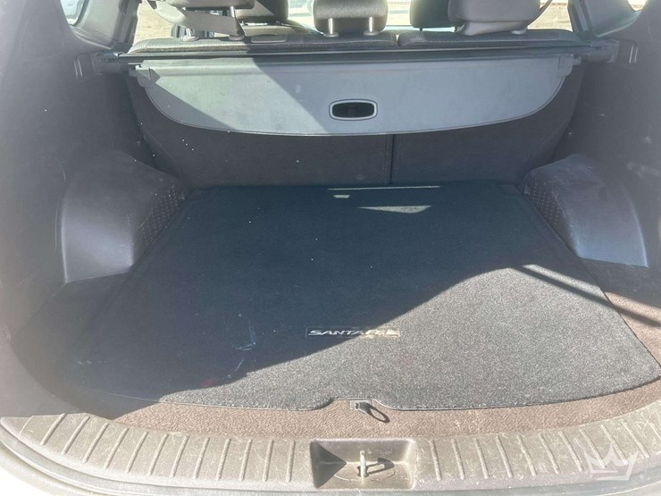 2020-hyundai-santa-fe-image-30