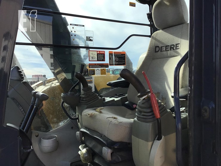 deere-75g-image-16