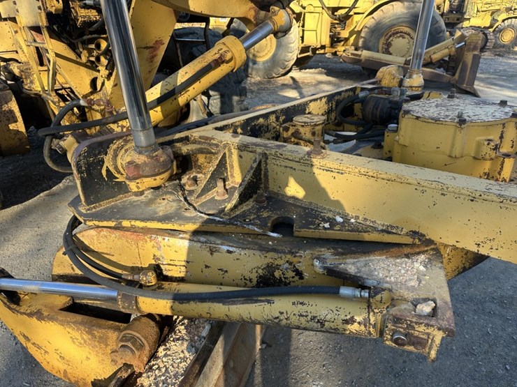 caterpillar-16g-image-36