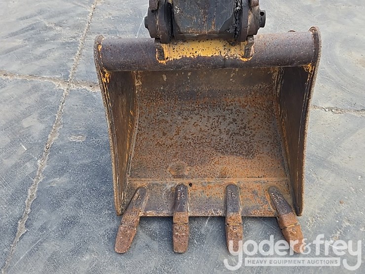 2019-deere-26g-image-22