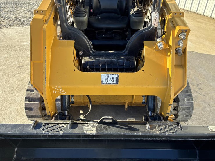 2018-caterpillar-259d-image-15