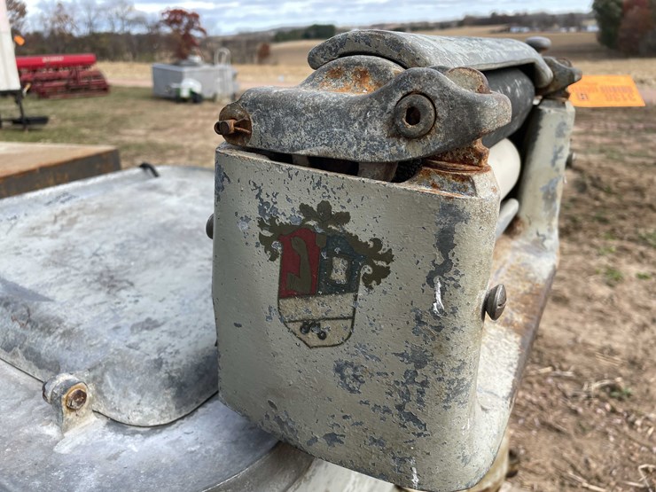 #3138-•-vintage-maytag-washing-machine-image-10