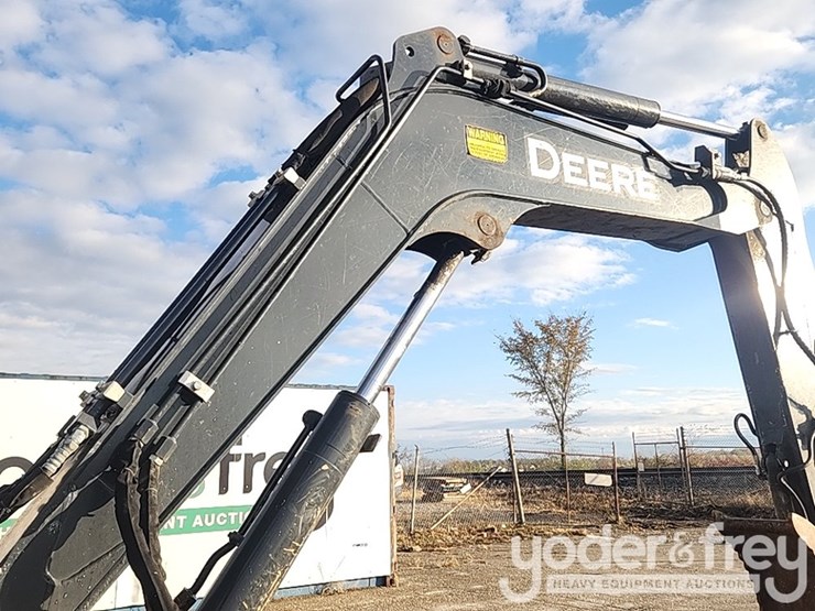 2020-deere-60g-image-12