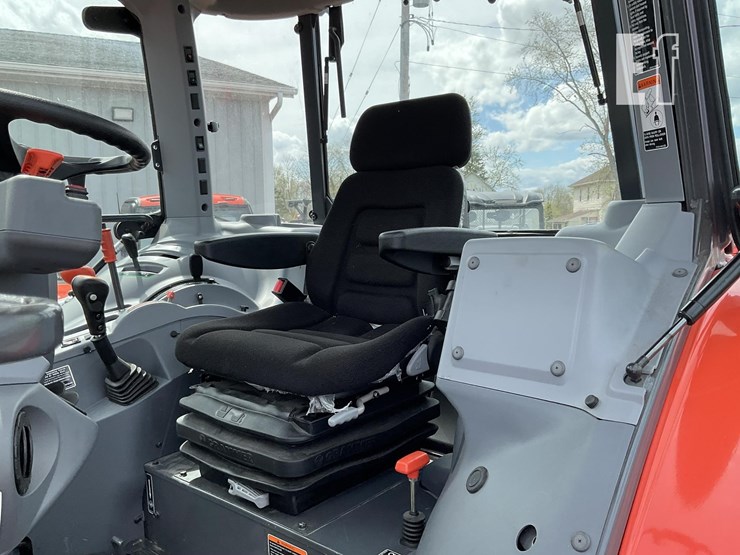 2020-kubota-m4-071hdc12-image-16