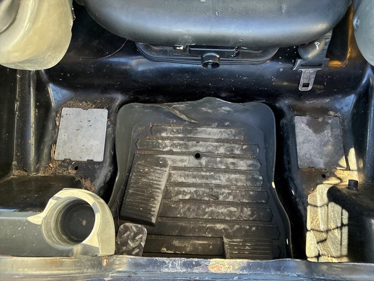 2018-caterpillar-259d-image-56