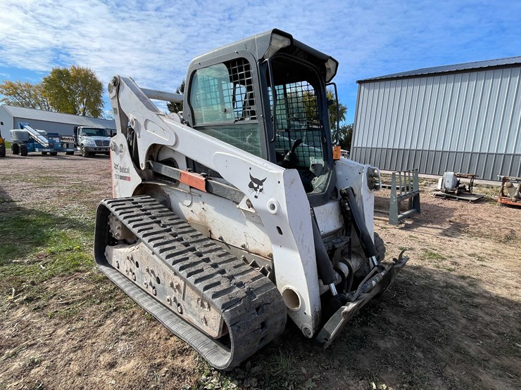 2015-bobcat-t870-image-3