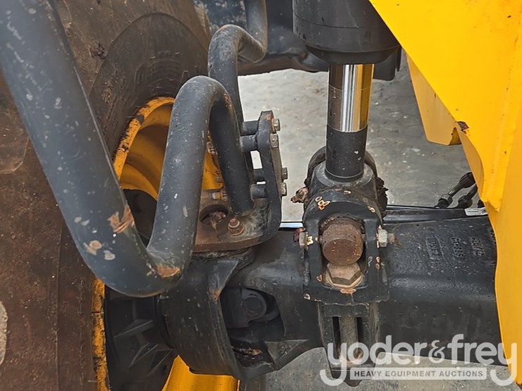 2017-jcb-506-36-image-49