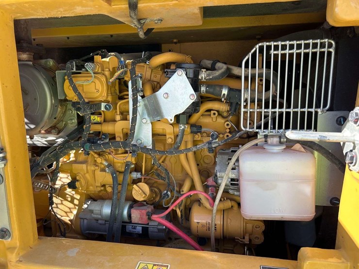 2021-caterpillar-308cr-midi-excavator-image-8