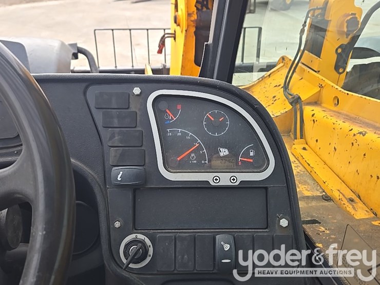 2017-jcb-506-36-image-93
