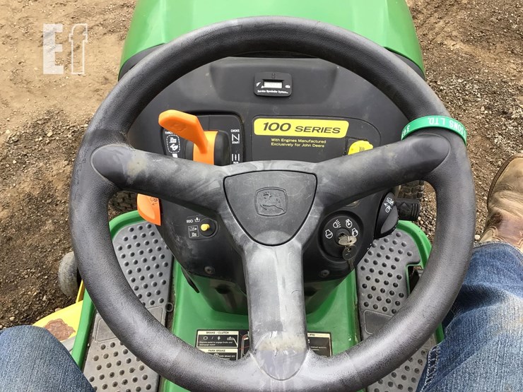 john-deere-la145-image-9