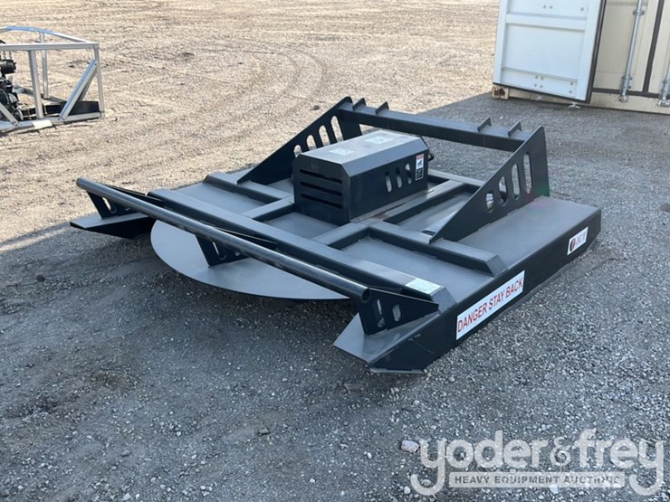 unused-jct-hd-brush-cutter-to-skidsteer-c/w-stump-jumper,-extra-blade-image-1