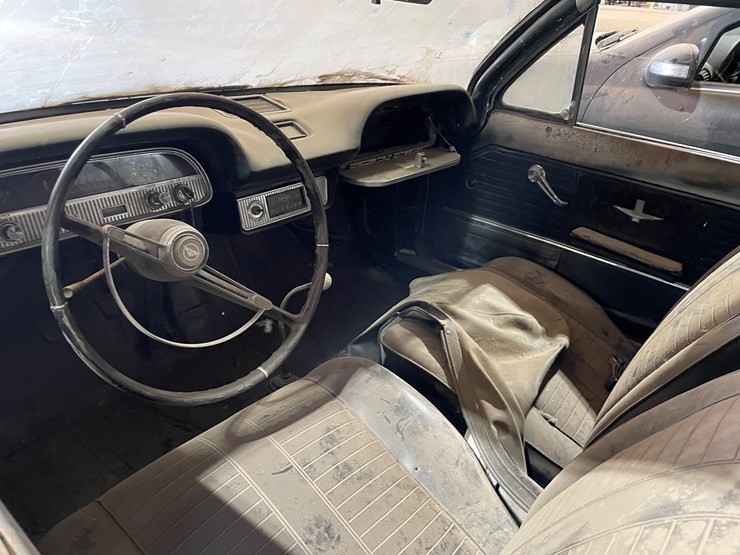 #3047-•-1962-chevy-corvair-convertible-(no-title)-image-4