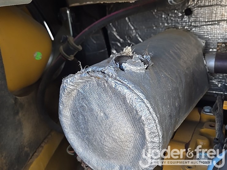 caterpillar-303-image-45