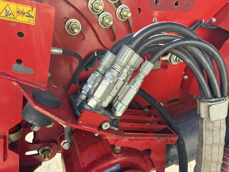 2020-case-ih-7250-image-23