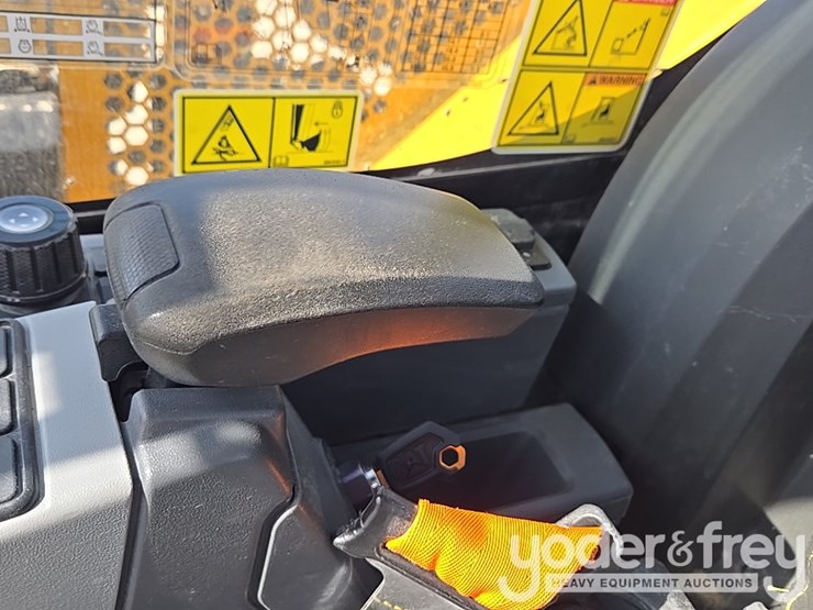 2021-caterpillar-306-cr-image-70