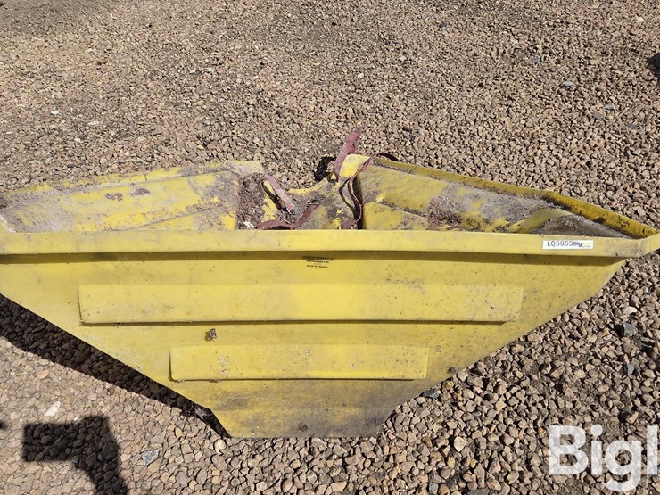 poly-auger-hopper-image-2