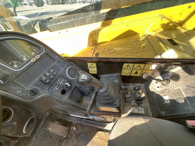 2016-jcb-507-42-image-51