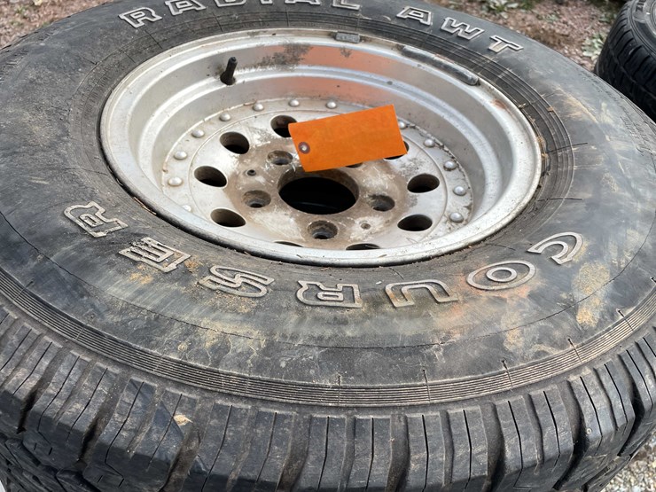 #3126-•-(4)-aluminum-wheels-and-tires-image-4