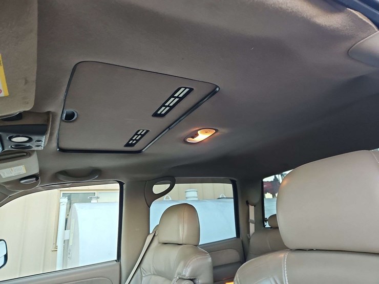 2002-chevrolet-2500-image-17