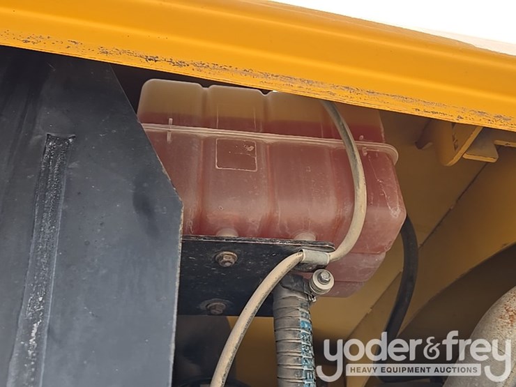 2014-caterpillar-938k-image-114