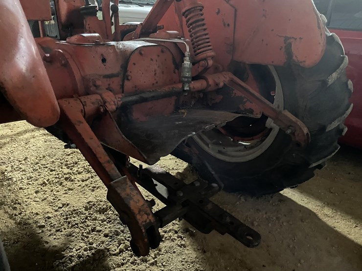 #3029-•-allis-wd-wide-front-tractor-image-12