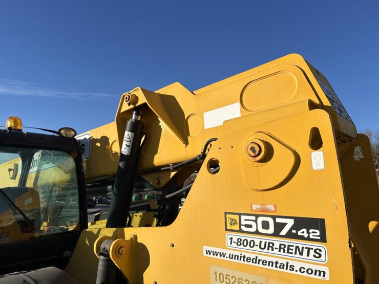 2016-jcb-507-42-image-29