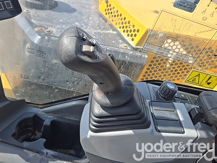 2021-caterpillar-306-cr-image-72