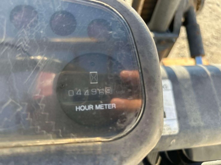 tcm-fd30t6t-5,600lb-forklift-image-6