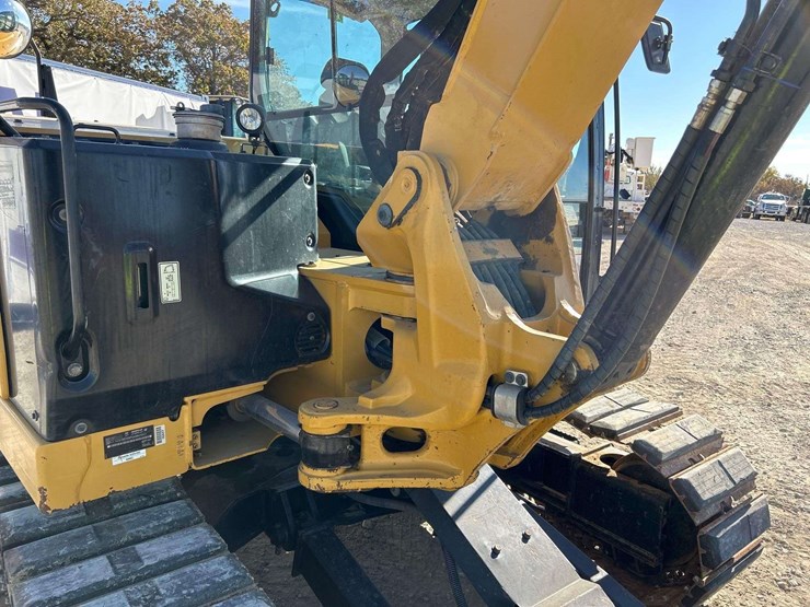 2021-caterpillar-308cr-midi-excavator-image-26