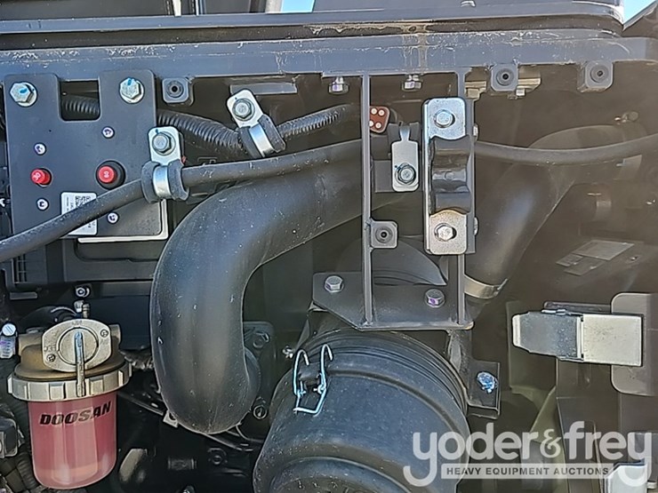 2024-develon-dx27z-7-image-44