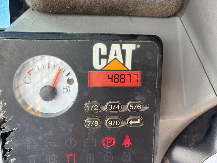 2018-caterpillar-259d-image-66