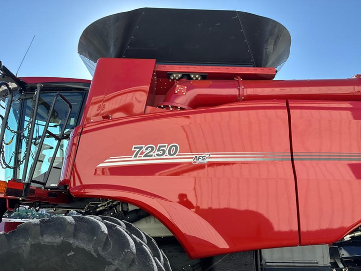 2020-case-ih-7250-image-19