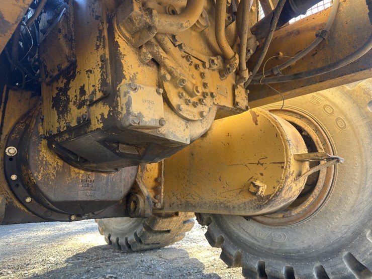 caterpillar-16g-image-66