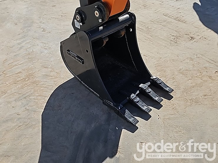 2024-develon-dx27z-7-image-31