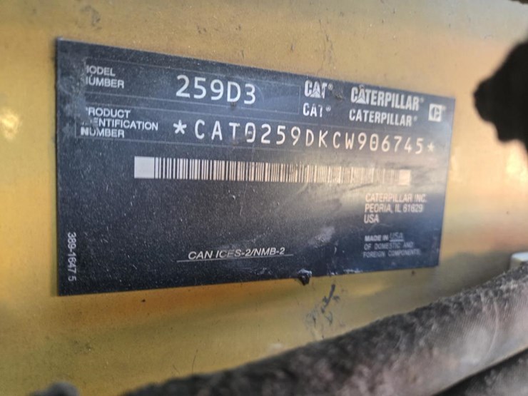 2020-caterpillar-259d3-image-50