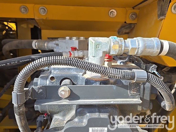 2018-komatsu-pc360-lc-11-image-38