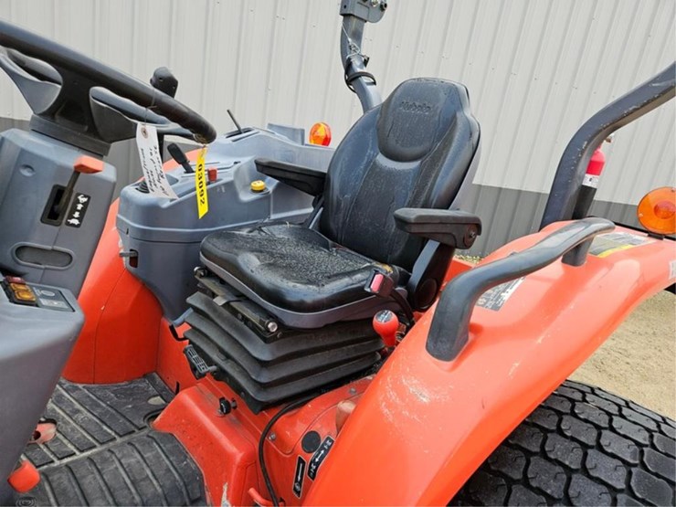 kubota-l4760-image-33