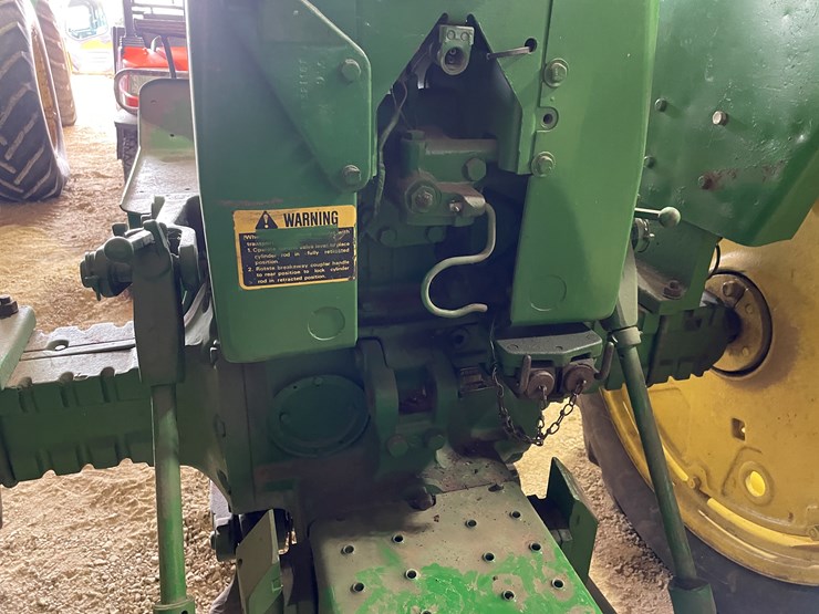 john-deere-3010-image-14
