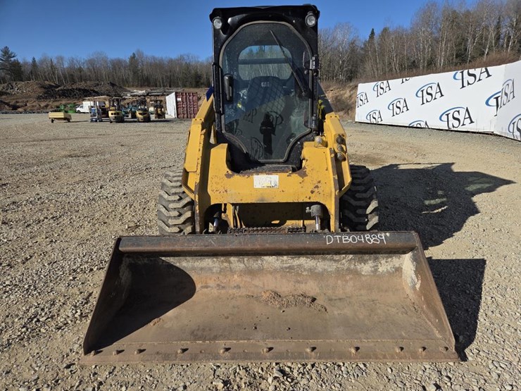 2016-caterpillar-262d-image-8