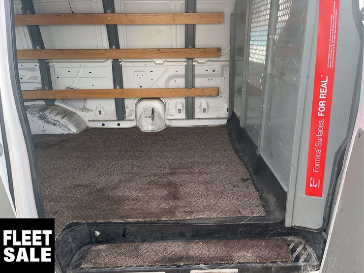 2009-ford-cargo-image-15